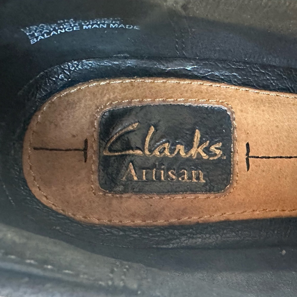 Clarks Artisan Black Suede and Patent Leather Heeled Shoes Classic Size 8 - Picture 7 of 14